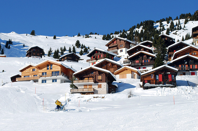Residence Les Chalets de l'Isard - Vacancéole - Les Angles - Ski resort